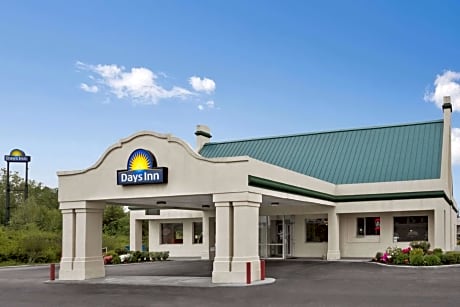 Days Inn by Wyndham Emporia