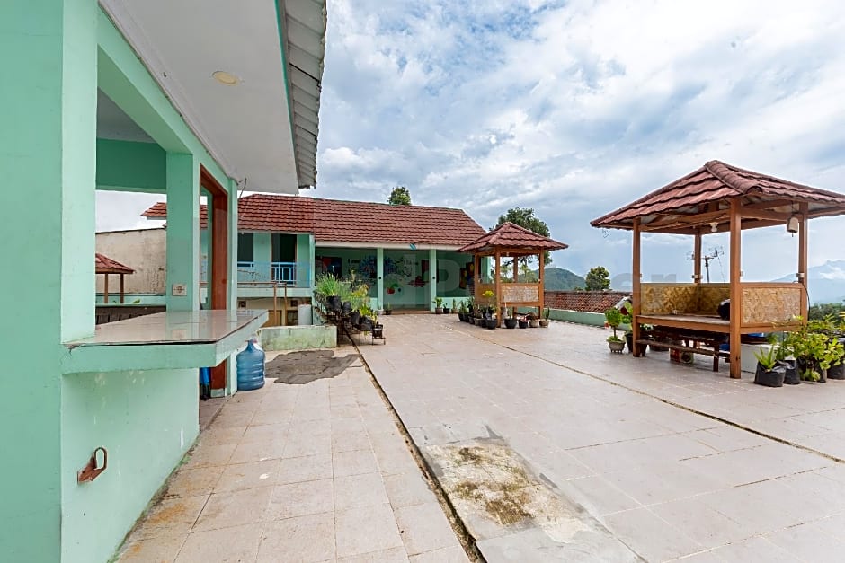 Villa Sari Intan Ciater RedPartner