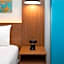 La Quinta Inn & Suites by Wyndham Angleton