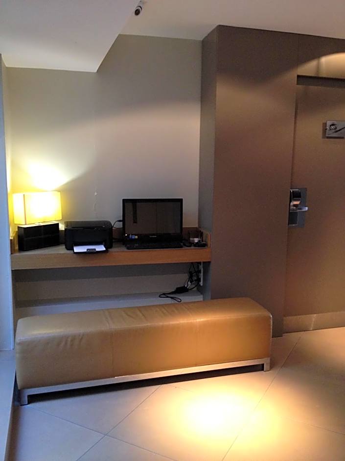 Hotel Elysees Flaubert