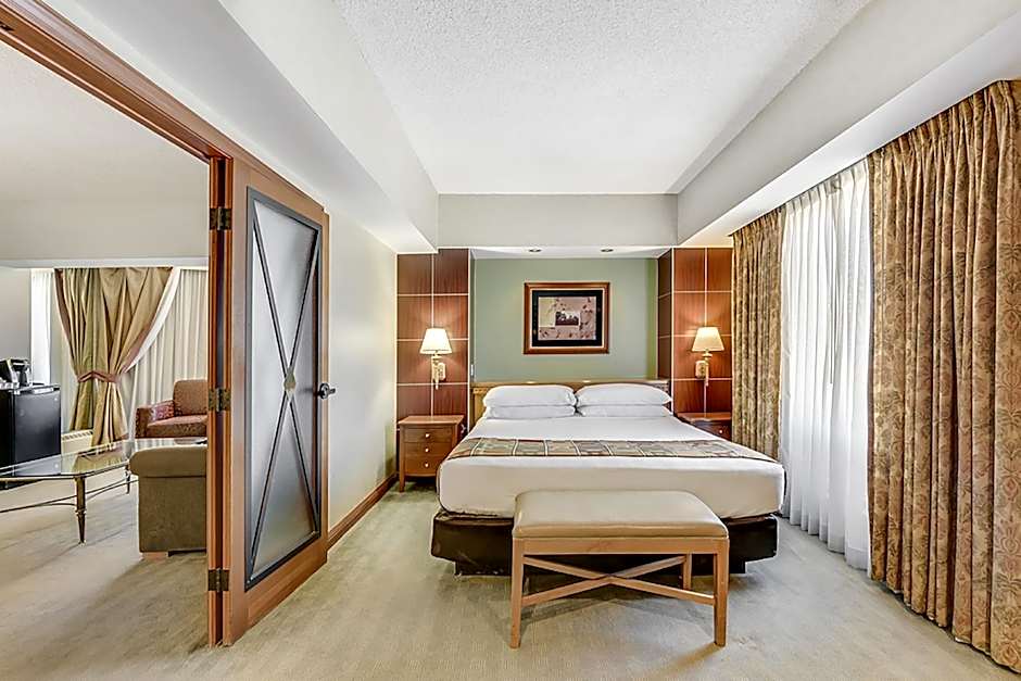 Photo 1 of 3 of Suite, Mountain View