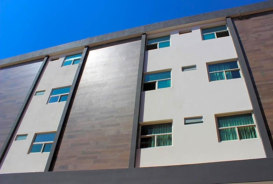 Hotel Colon Express