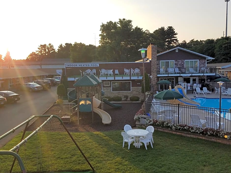 Black Hawk Motel & Suites