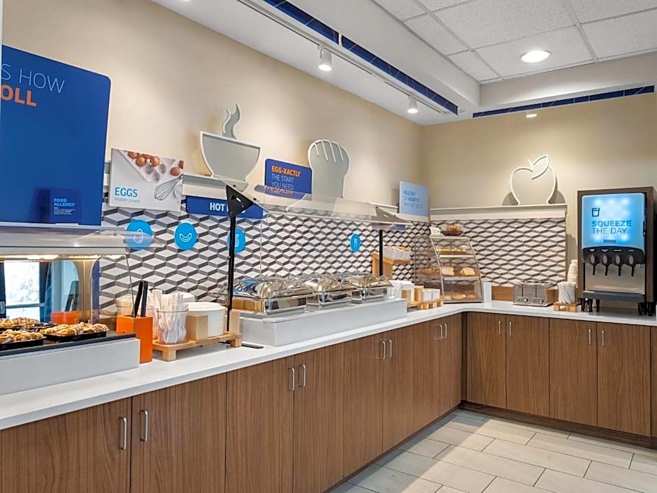 HOLIDAY INN EXPRESS MEADVILLE By IHG