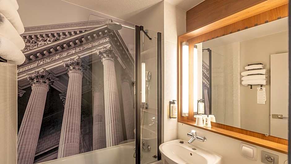 Campanile PRIME - Paris Bobigny