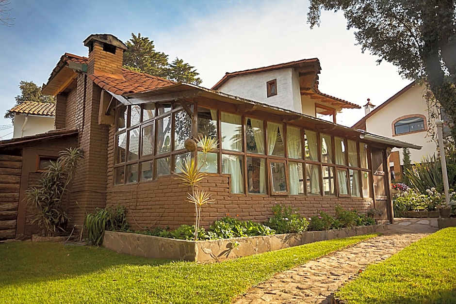 Htl & Villas Las Glorias Mazamitla, céntricas, parking, jardín