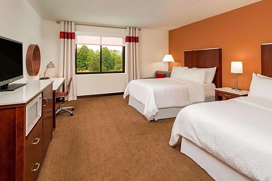 Four Points by Sheraton Boston Logan Airport Revere