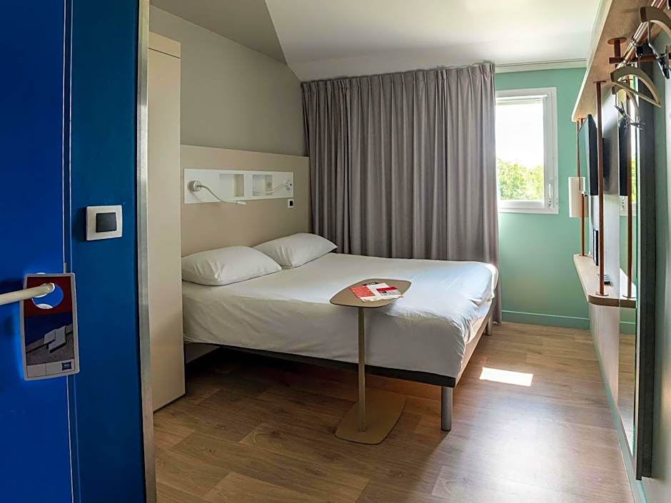 ibis Budget Mâcon Crêches