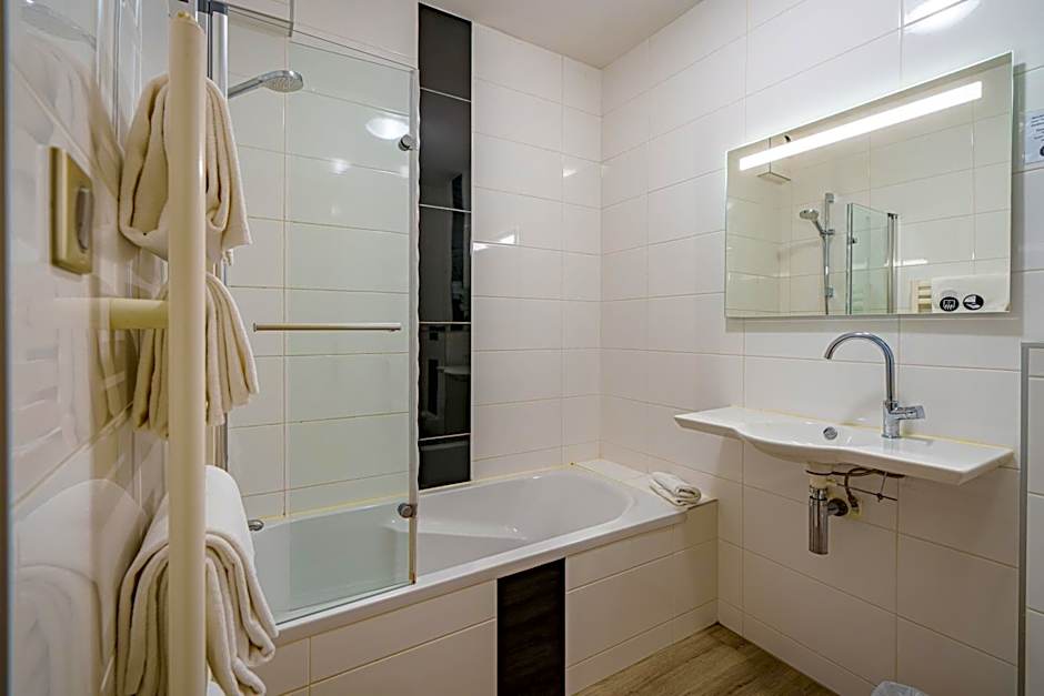 The Originals City, Hotel La Saulaie, Saumur Ouest (Inter-Hotel)