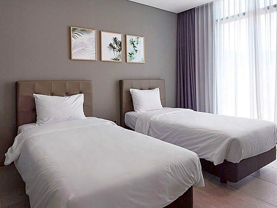 AM Hotel