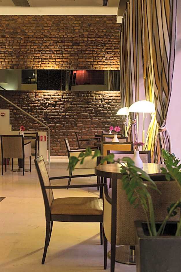 Davitel - Tobacco Hotel