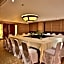 Crown Regency Suites Mactan