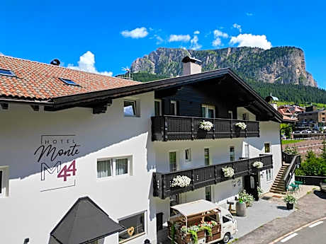 Hotel Monte44