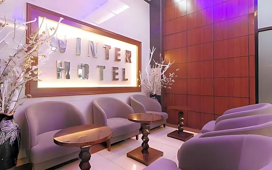 RedDoorz @ Winter Hotel Araneta