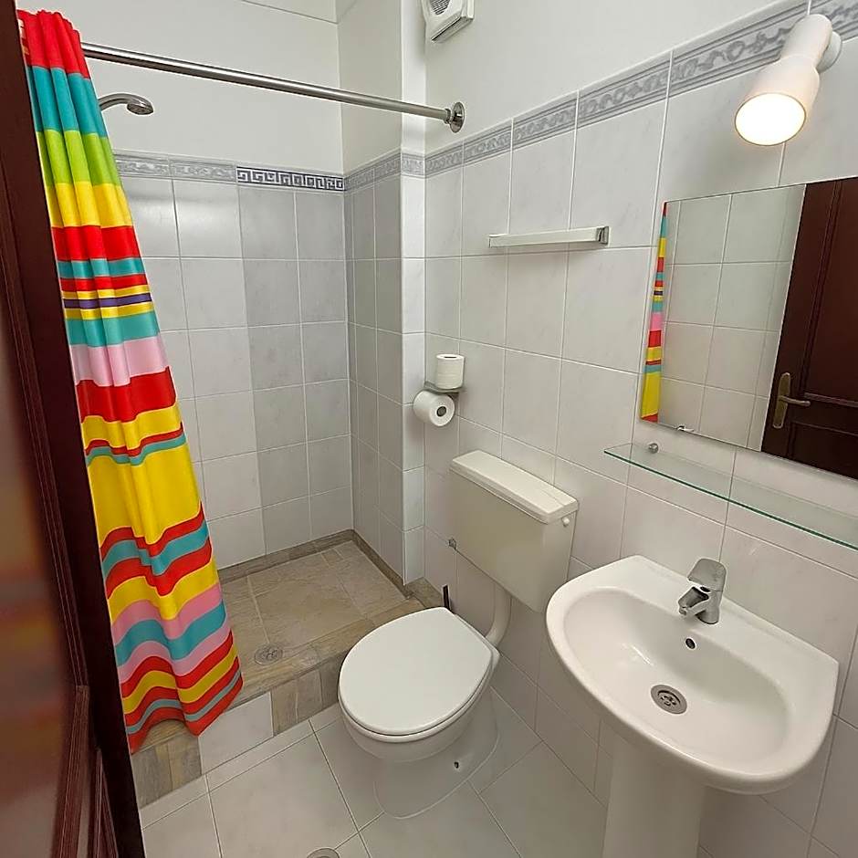 Lagos Central Suite DBV Guesthouse