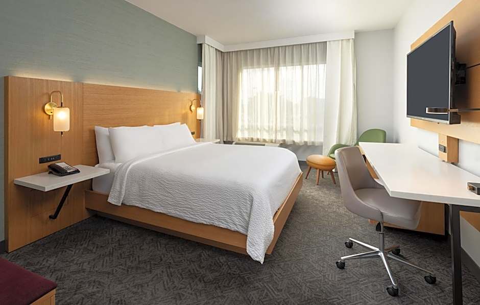 DoubleTree by Hilton Houston Westchase