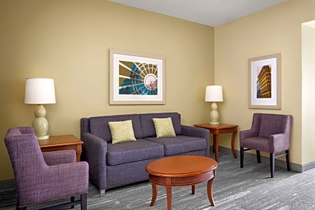 1 King Bed 1 Jr. Suite