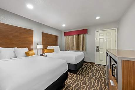Quadruple Room with Two Double Beds - Non Smoking