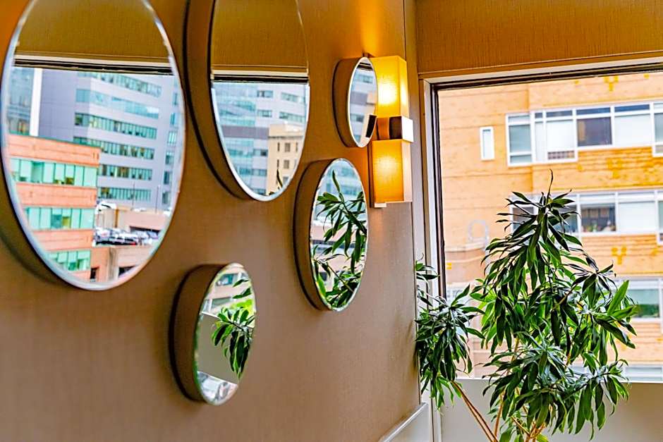 The Inn At Longwood Medical