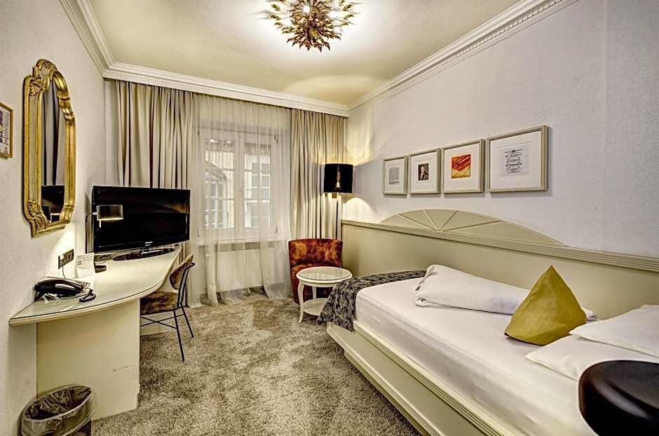 Hotel Goldener Adler, BW Signature Collection