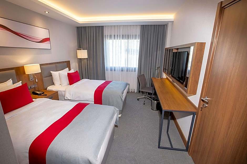 Ramada by Wyndham Izmir Aliaga