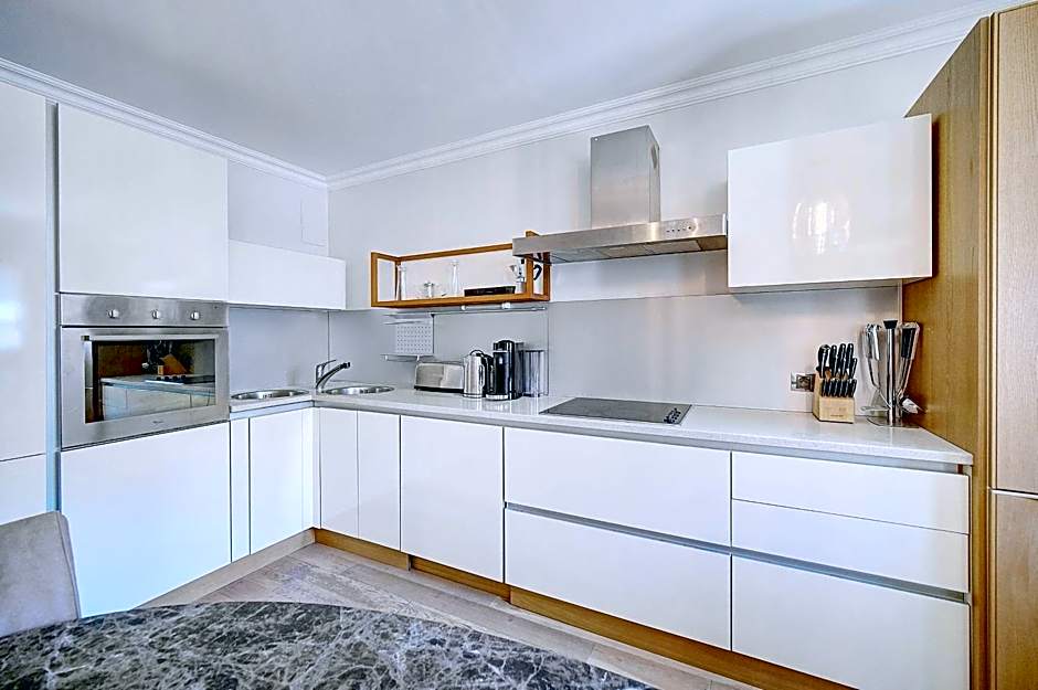 Cannes banane 50m croisette, luxueux 4 pièces dans résidence de standing