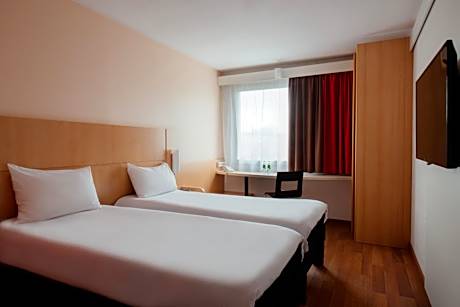 Double Room with Two Single Beds