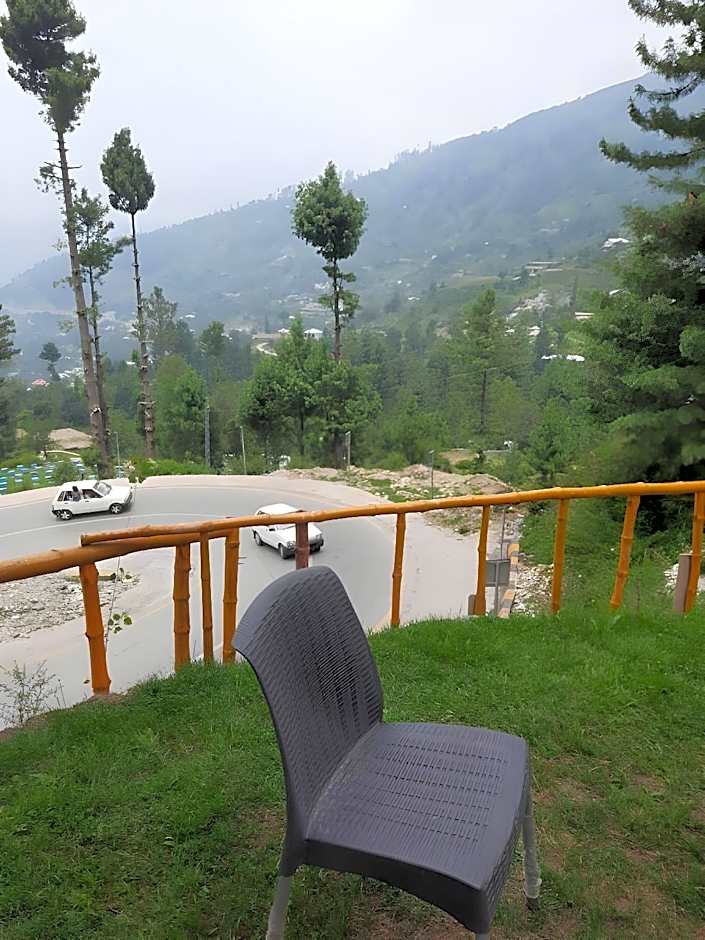 Hotel Eagle Nest Malam Jabba 