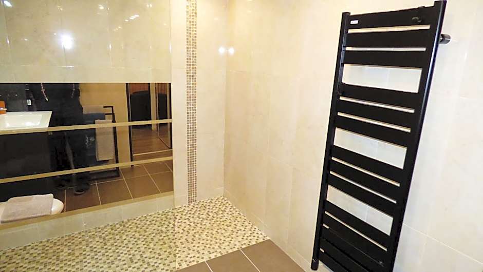 La Colline aux Yeux Doubs