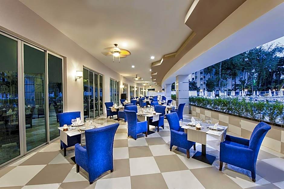 Botanik Platinum Hotel