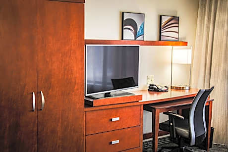 Room, 2 Queen Beds (Mobility/Hearing Access, Transf Shwr) (2 Queen Beds)