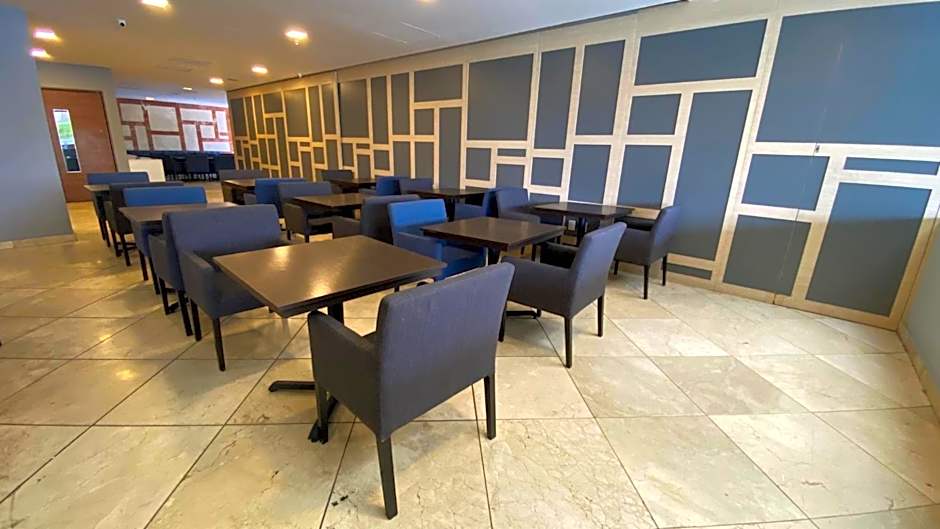 Holiday Inn Express Mexico Santa Fe By IHG