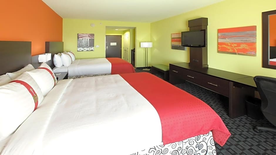 Holiday Inn Garland By IHG