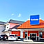 Travelodge by Wyndham Indianapolis Speedway