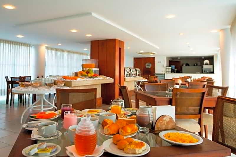 Paradise Blue Marlin Hotel