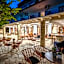Bastas Hotel