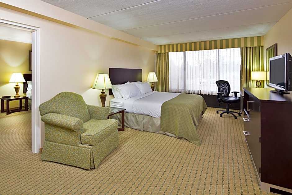 Holiday Inn Hotel & Suites Nashua – Nashua, NH