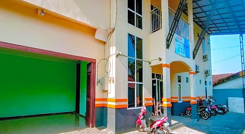 Capital O 90709 Djati Guest House