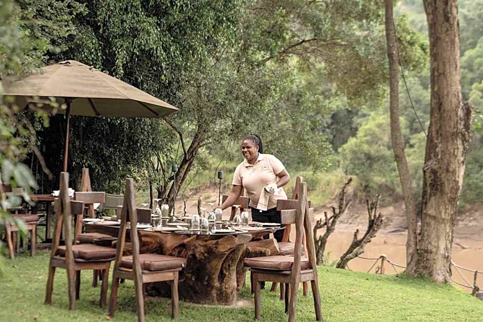 Exploreans Mara River Camp