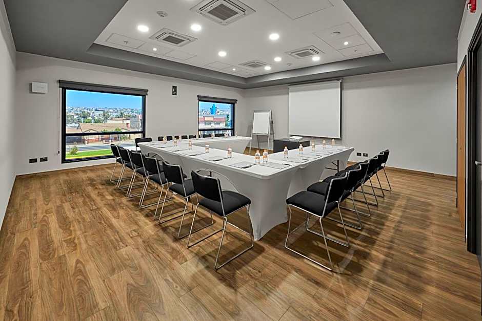 City Express Plus by Marriott Tijuana