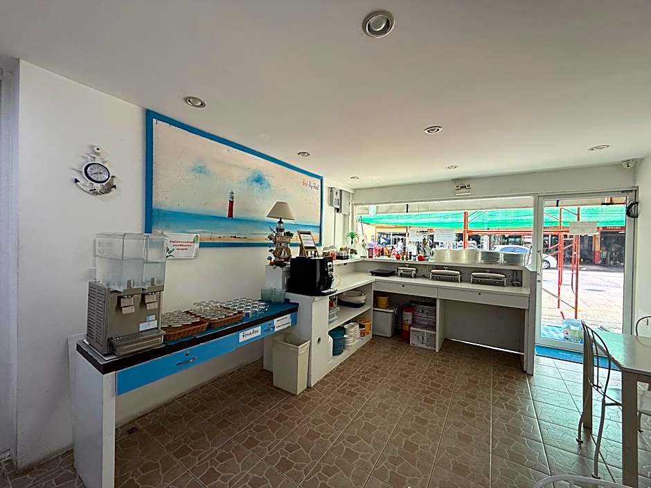 Bed By Boat Hotel & Apartment