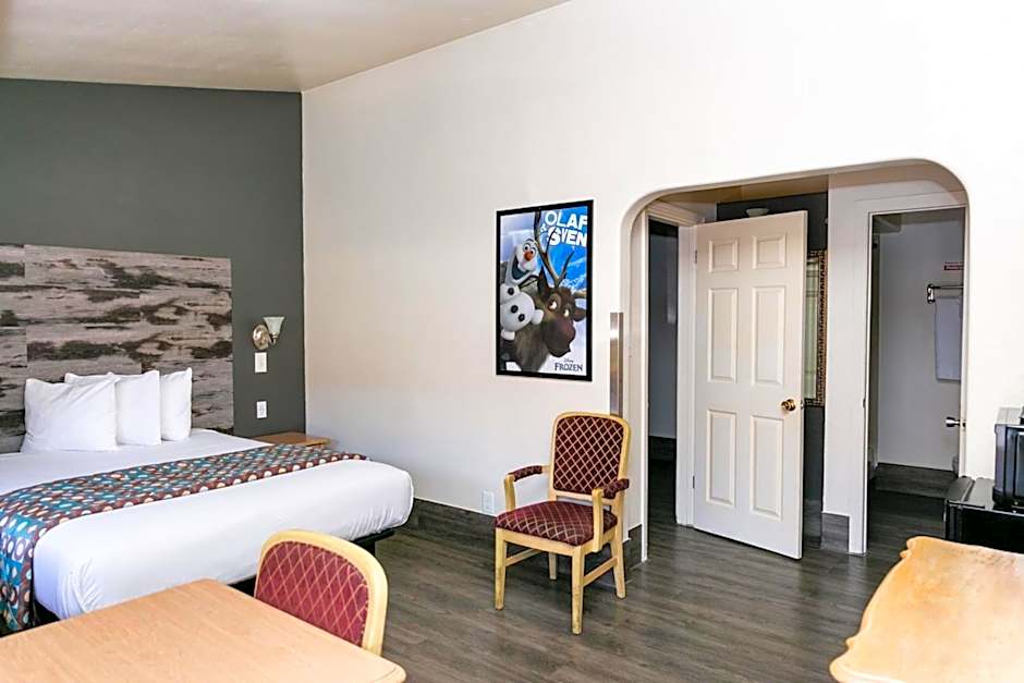 Anaheim Discovery Inn And Suites