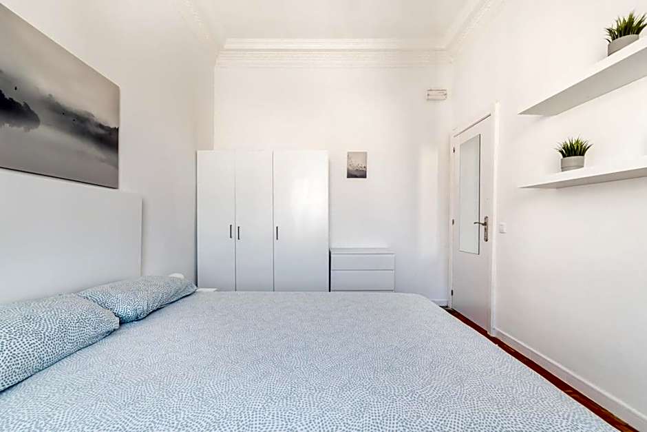 Balmes Private Rooms