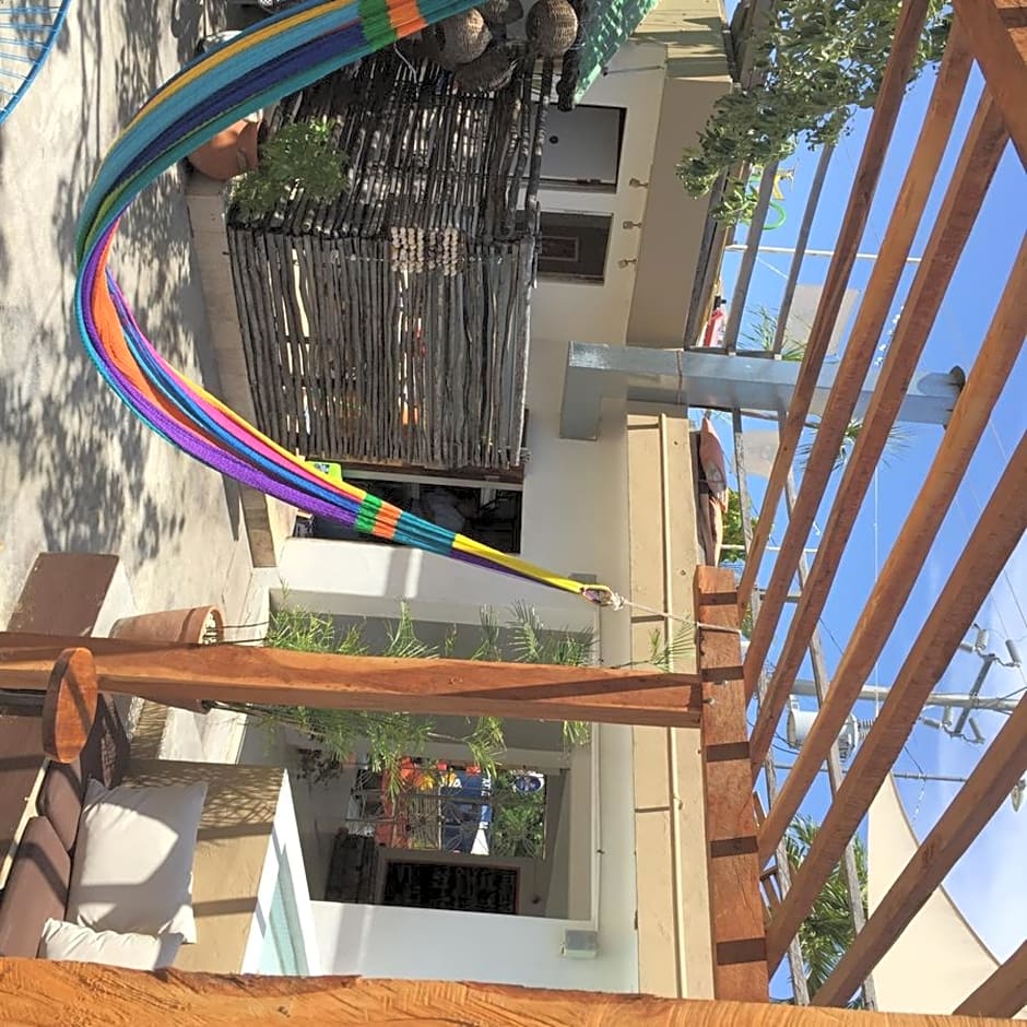 Teetotum hotel