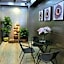 Baidechang Apartment (Guangzhou Shisanxing Garment Wholesale Market Hualinsi Subway Station)