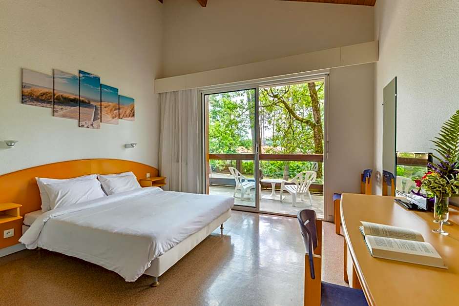 Azureva Club Ronce les Bains