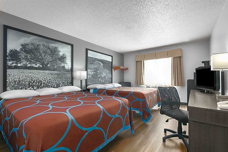 Super 8 by Wyndham Grapevine/DFW Airport Northwest