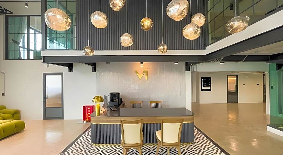 V1  Boutique Hotel