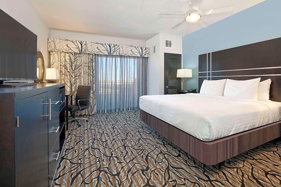 La Quinta Inn & Suites by Wyndham Lubbock Southwest