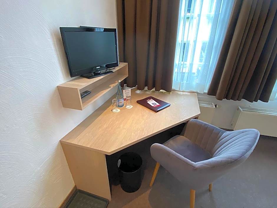 Horchem Hotel-Restaurant-Café-Bar